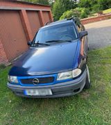 Opel Astra mit TÜV 01/2027 - Opel Astra aus 1993: Kombi