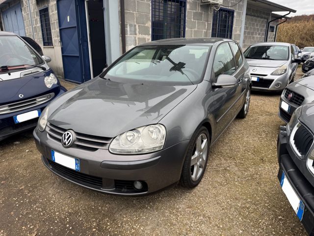 Volkswagen Golf 1.9 TDI 3p. Sportline