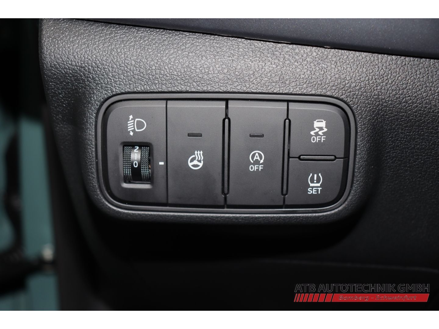 Fahrzeugabbildung Hyundai BAYON MY25 1.0 T-GDI 100 PS 7-DCT 2WD Trend Navi