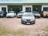 Lancia Delta 1.6 MJT DPF Oro - Lancia Delta: Automatik