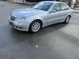 Mercedes-Benz E 320 CDI ELEGANCE Elegance - Mercedes-Benz E 320 mit Diesel-Antrieb