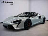 McLaren Artura / Ice Silver / Carbon Fibre Interior
