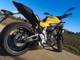 Yamaha MT 07 - YAMAHA GELB ABS