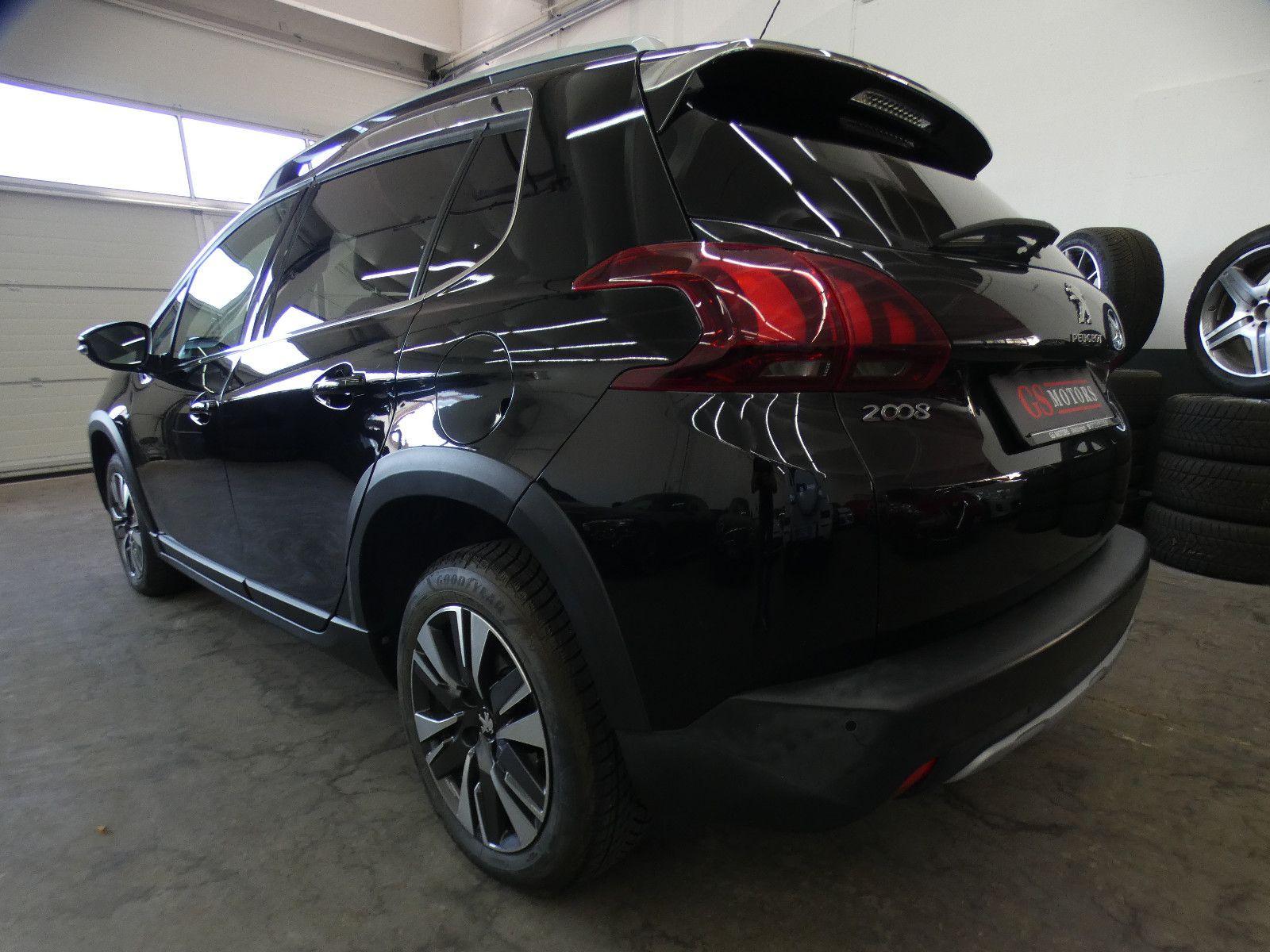 Peugeot 2008 Allure BlueHDI 120 EAT6*NAVI*MIRRIRLINK*PDC