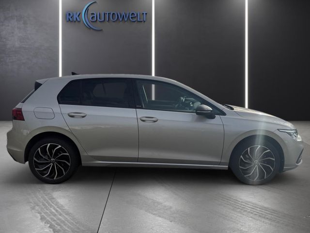 Golf 8 VIII Move 1.0 eTSI ACC RearView Navi