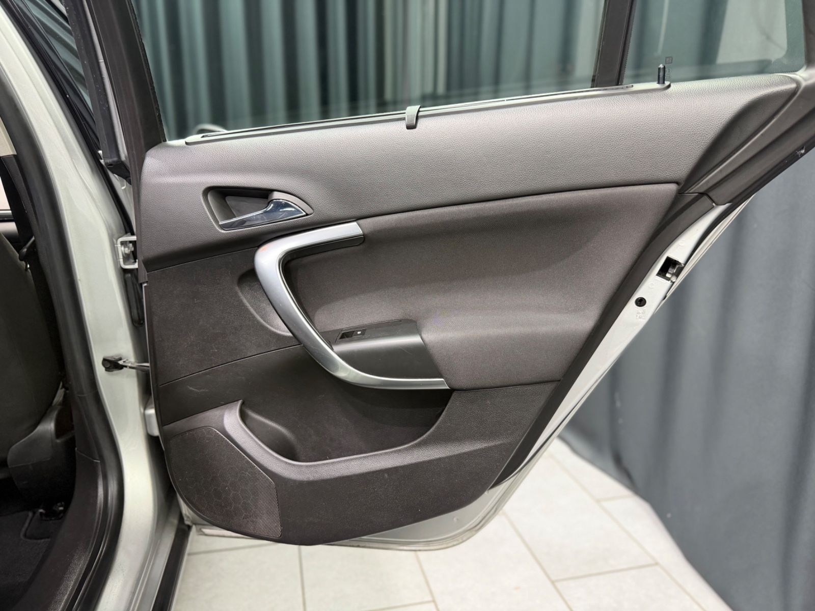 Fahrzeugabbildung Opel Insignia Sports Tourer Innovation|AUTOMATIK|RFK