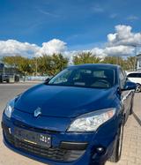 Renault MeganeIII,5-trg.TomTom,Servo,Navi,Klima,preis VB - Renault Megane in Halle