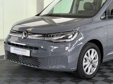 Volkswagen Caddy Maxi eHYBRID DSG STYLE ACC KAM 7SITZ AHK