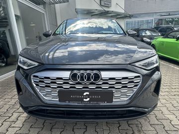 Audi Q8 e-tron - 8