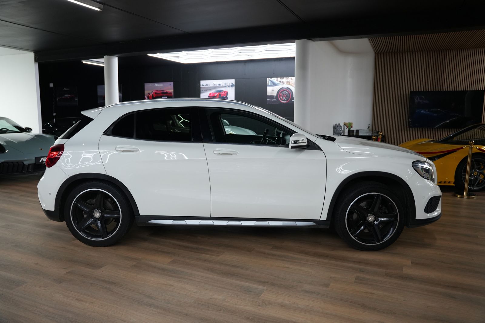 Fahrzeugabbildung Mercedes-Benz GLA 220 CDI 4Matic *AMG*SHZ*Navigation*