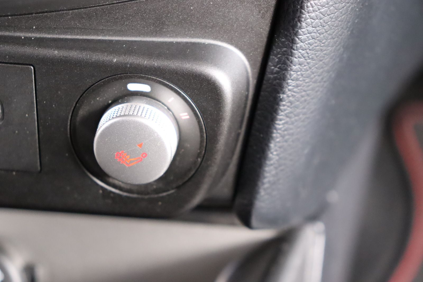 Fahrzeugabbildung Andere Ssangyong Tivoli * Leder * Navi * SHZ* e-XGi 160
