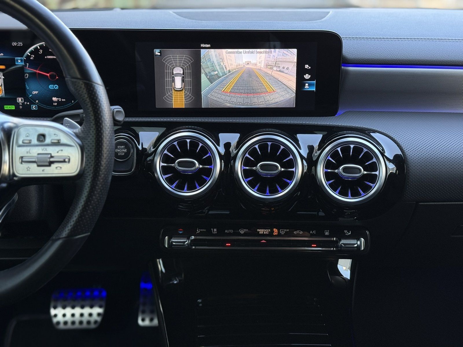 Fahrzeugabbildung Mercedes-Benz CLA 250 e SB*AMG*LED*HEAD-UP*AMBIENTE*KAMERA*