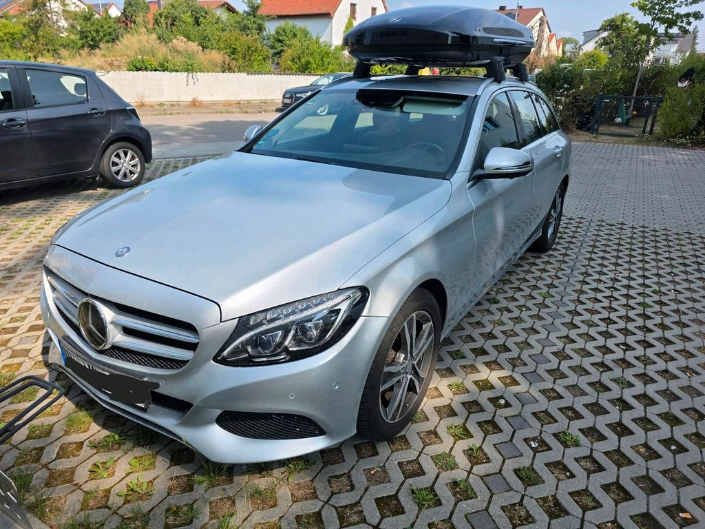 Image of Mercedes-Benz C 220