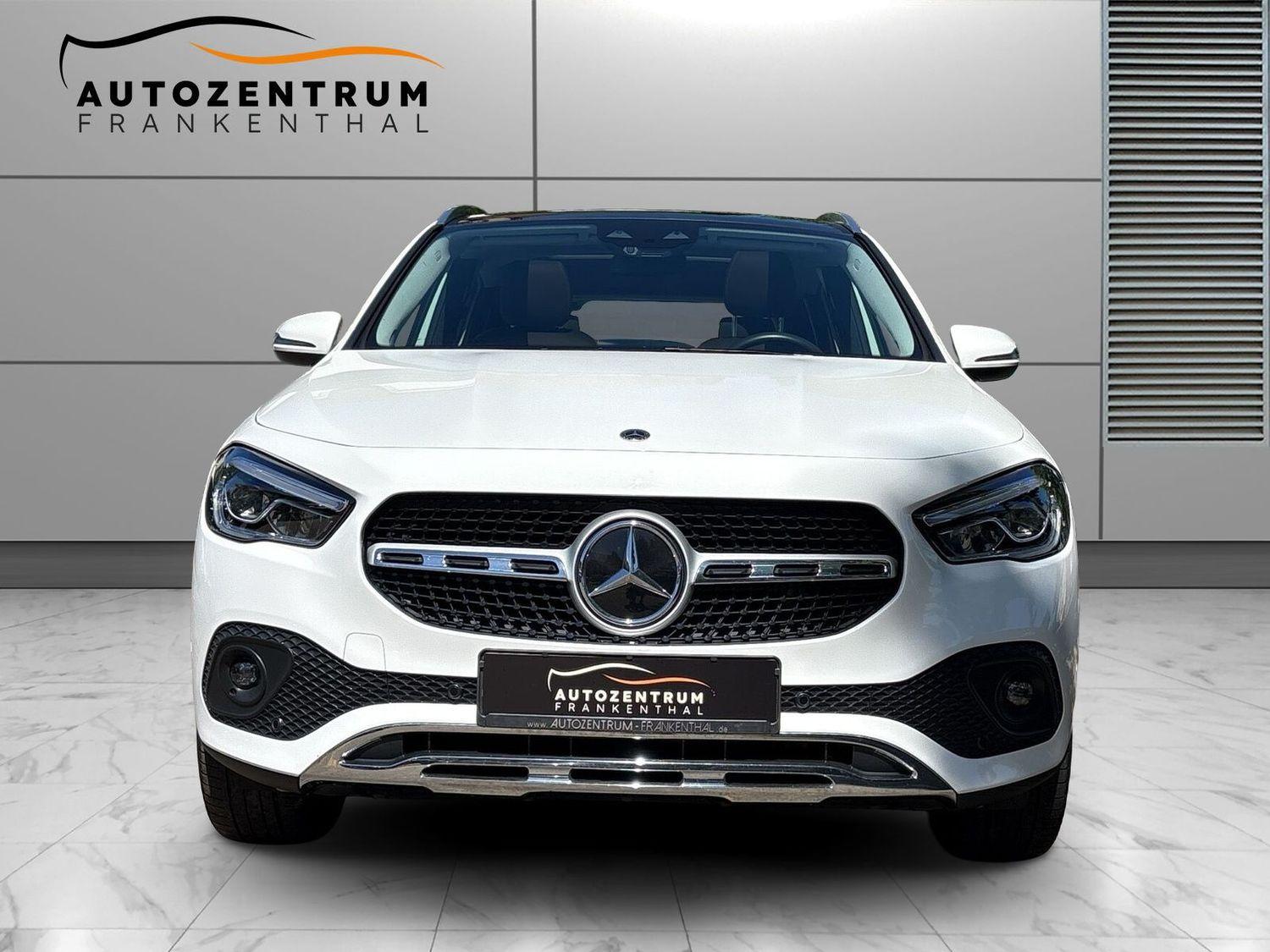 Mercedes-Benz GLA 8Fach PANO AHK ACC, миниатюра 2