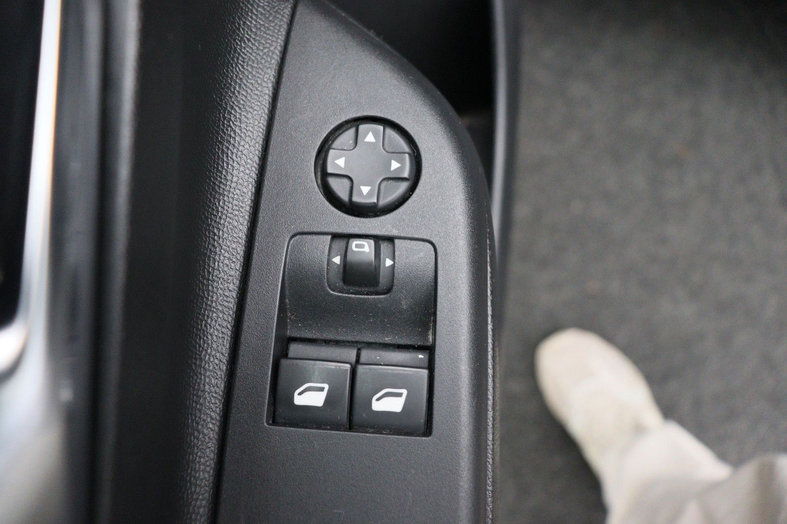 Fahrzeugabbildung Opel Zafira C 1.4 Tourer Active NAVI SHZ 7-Sitzer