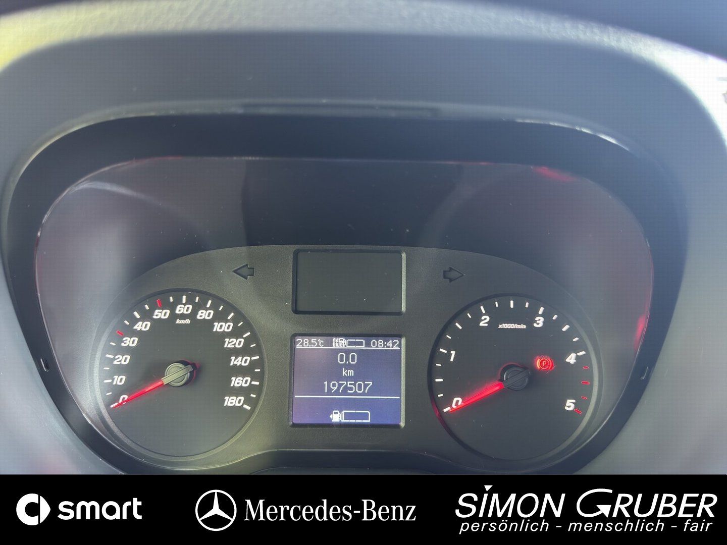 Fahrzeugabbildung Mercedes-Benz Sprinter 317 Tourer L2H2 Mobilität Rollstuhl