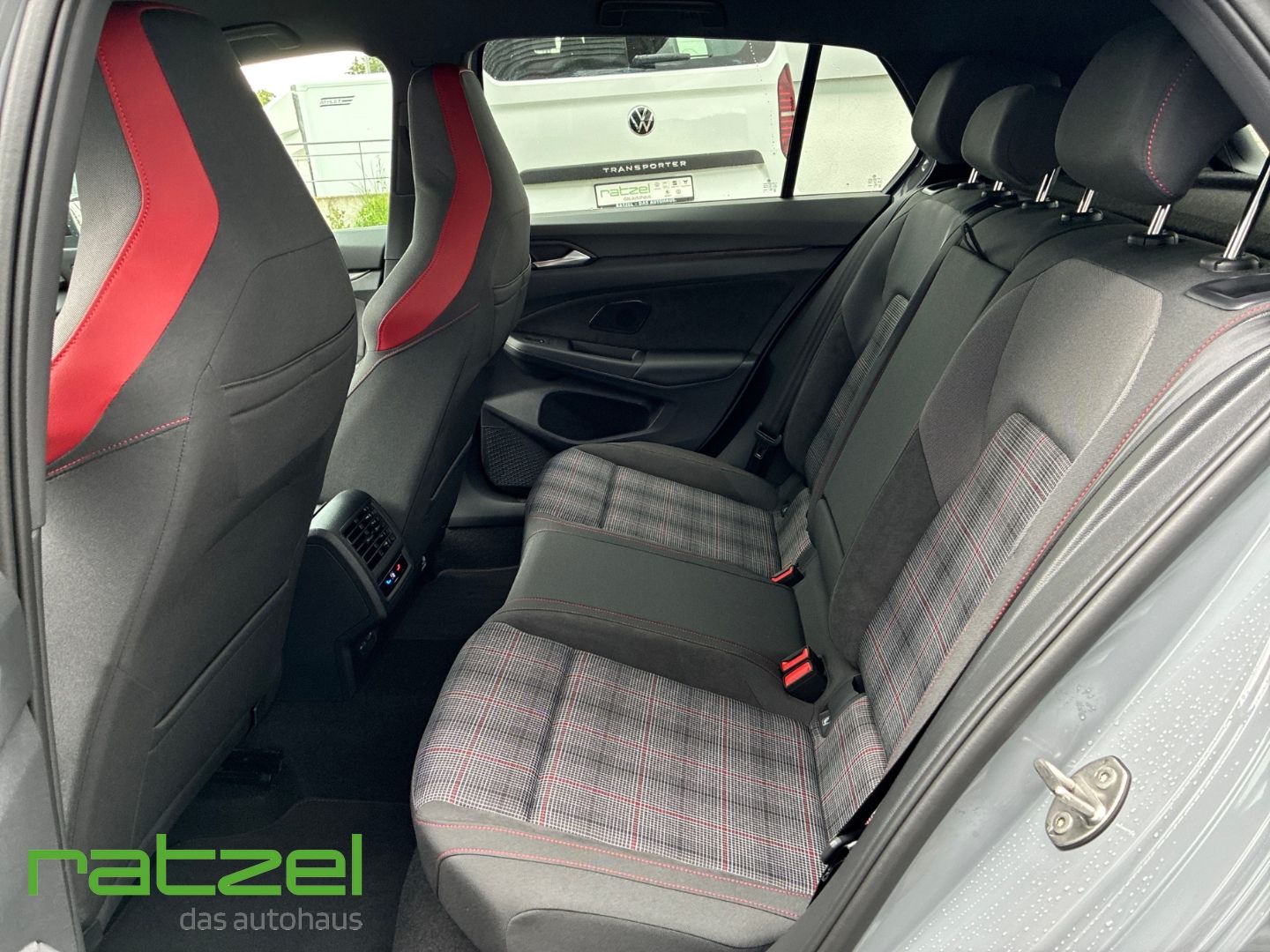 Fahrzeugabbildung Volkswagen Golf GTI 2.0 TSI DSG Harman+AHK+ACC+Keyless+LED