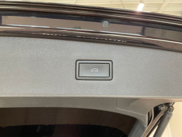 Tiguan Allspace R-Line 2.0 TDI 4M STNDHZG LED