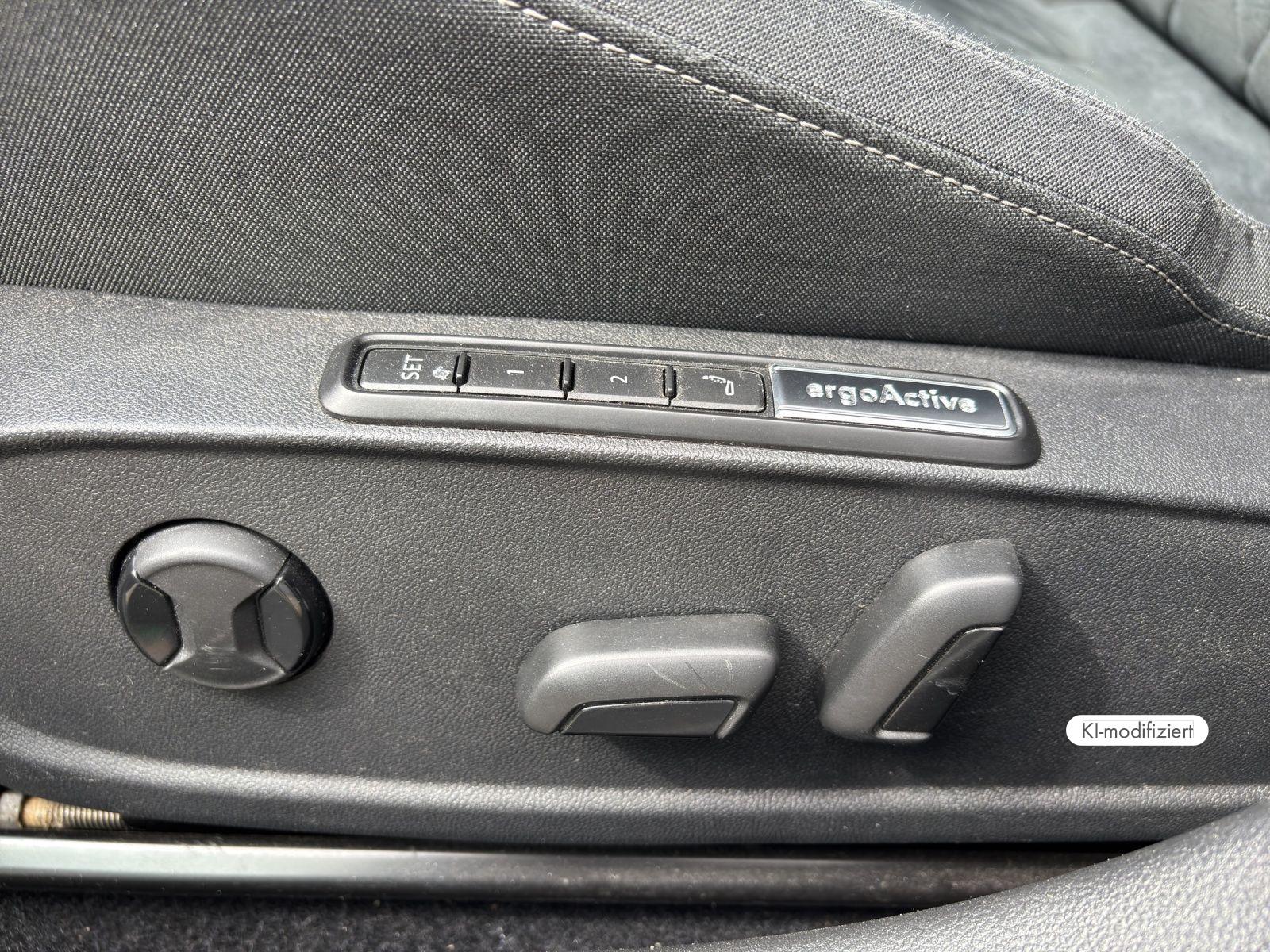 Volkswagen Golf VIII Style 1.5 eTSI DSG MATRIX ACC NAVI HAR, миниатюра 16