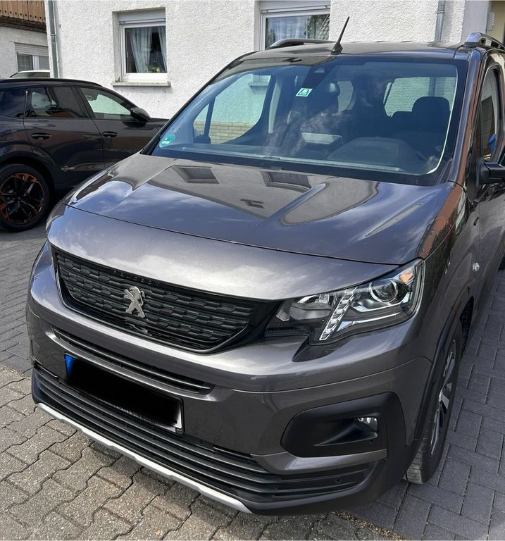 Image of Peugeot e-Rifter
