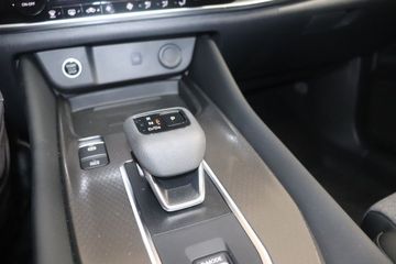 Fotografie 14 des Nissan Qashqai 1.3 DIG-T MHEV Xtronic N-Connecta Pano