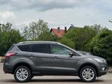 Ford Kuga 1.5 B&S 4x4 Navi SportSitz Kamera Lenkradh. - Ford: Sports