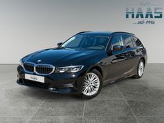 Fahrzeugabbildung BMW 318i T Sport Line LED*Tempomat*Kessy*Navi AHK Sh
