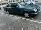 Mercedes-Benz E 240 CLASSIC Classic - gebrauchte Mercedes-Benz E 240 aus dem Jahr 1998