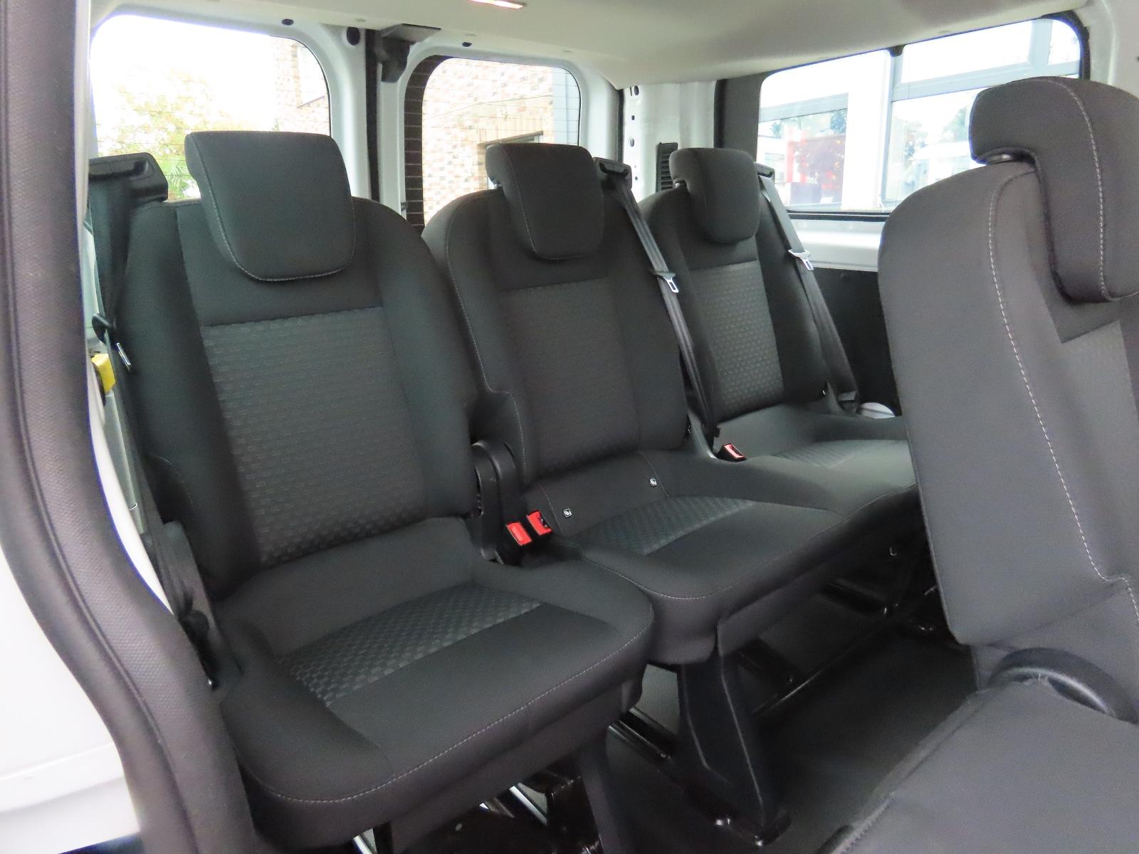 Ford Transit Custom 320 L1H1 Klima PDC 9 Sitze