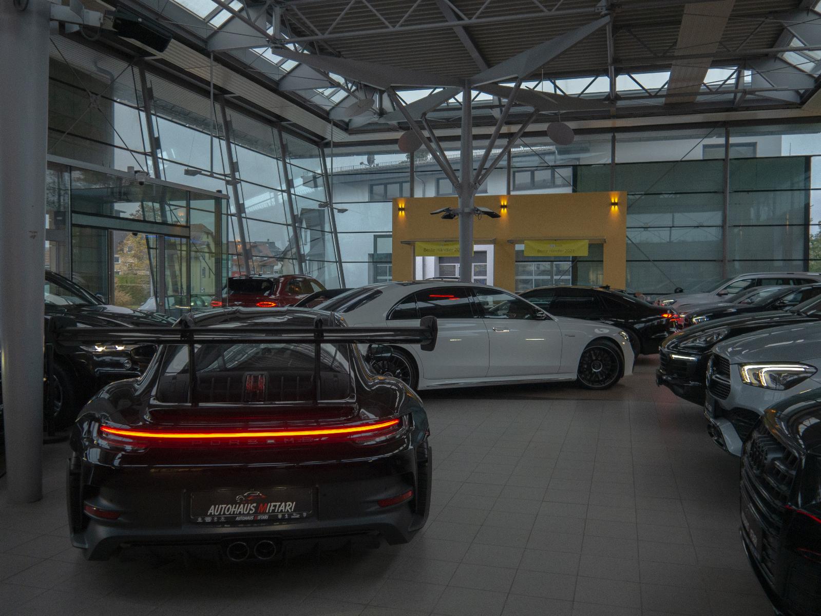 showroom-image-bottom