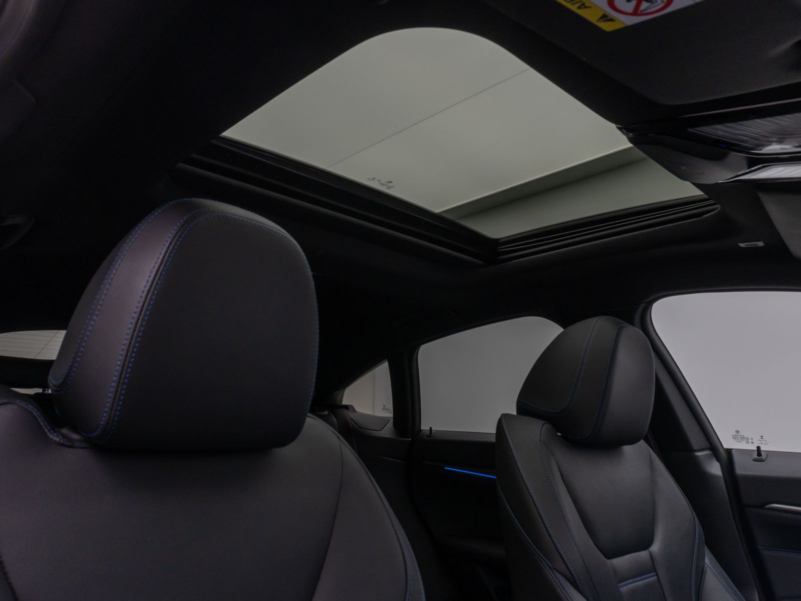 Fahrzeugabbildung BMW i4 M50 Gran Coupé Laser 360°DAB H/K Komfort 19"