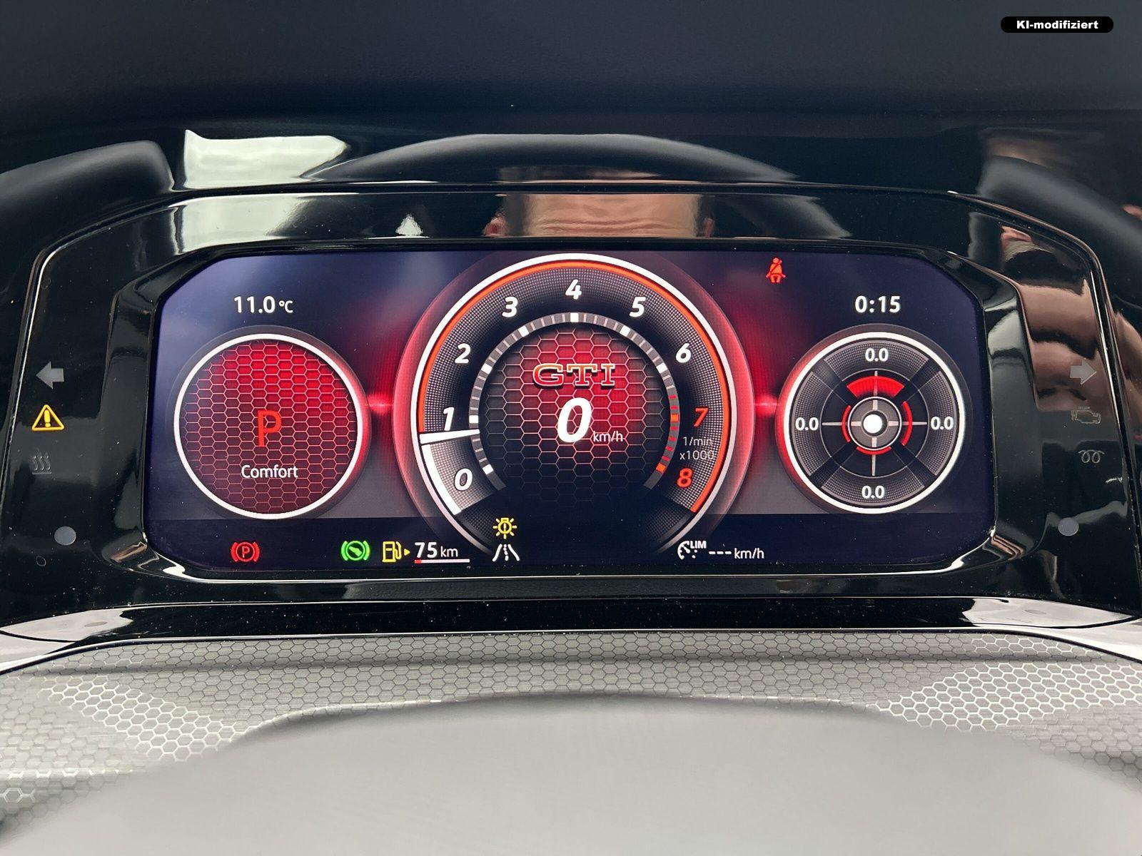 Volkswagen Golf VIII GTI 2.0 TSI DSG+LED PLUS+DIG.COCKP., миниатюра 17