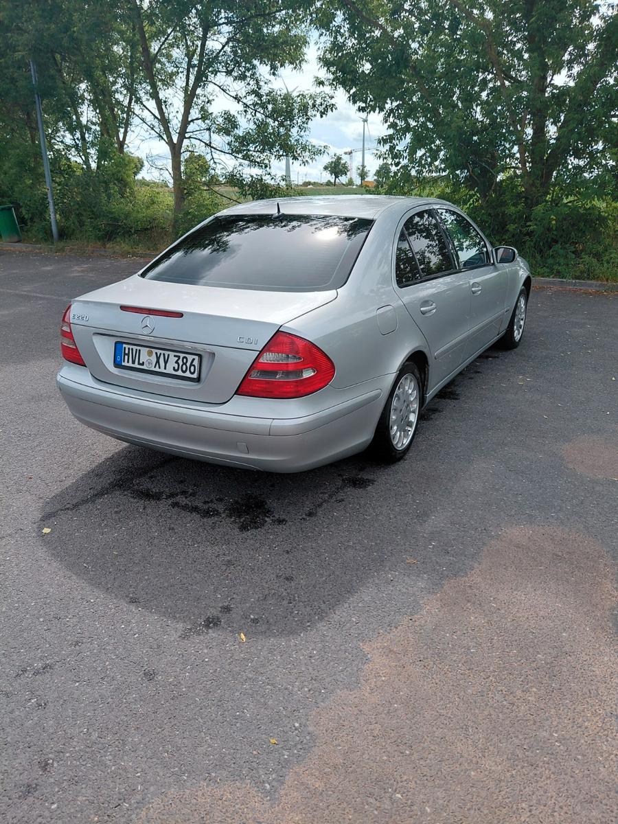 Mercedes-Benz E 220 CDI CLASSIC Classic