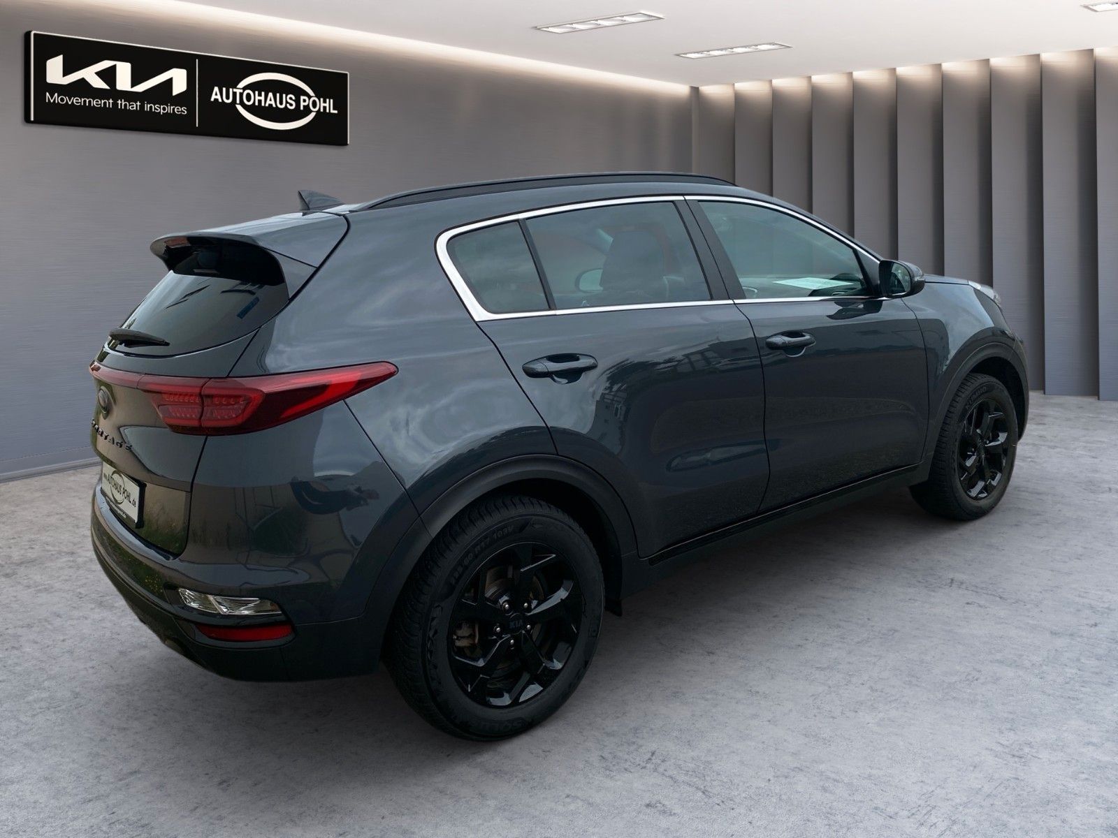 Fahrzeugabbildung Kia Sportage 1.6 GDI Black Edition Glasdach Leder