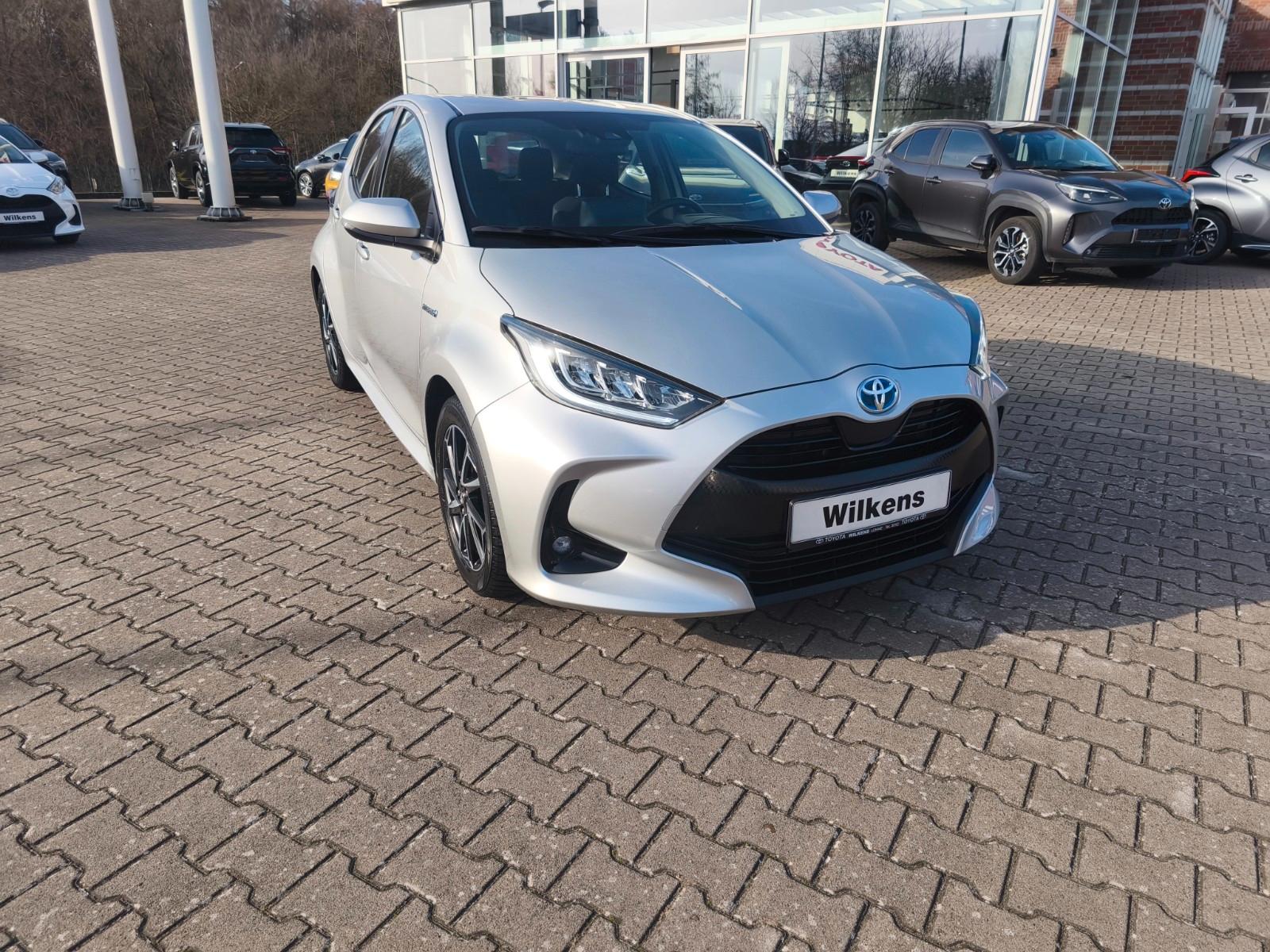 Toyota Yaris Hybrid Club