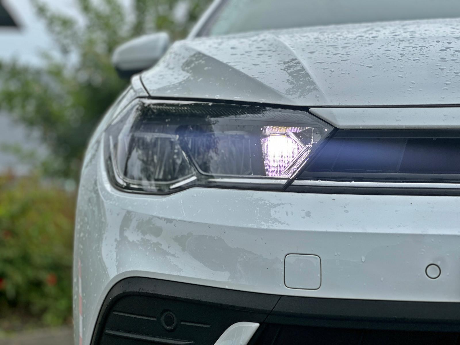 Volkswagen Polo VI  1.0 Life KAMERA SITZHZ NAVI ALLSEASON