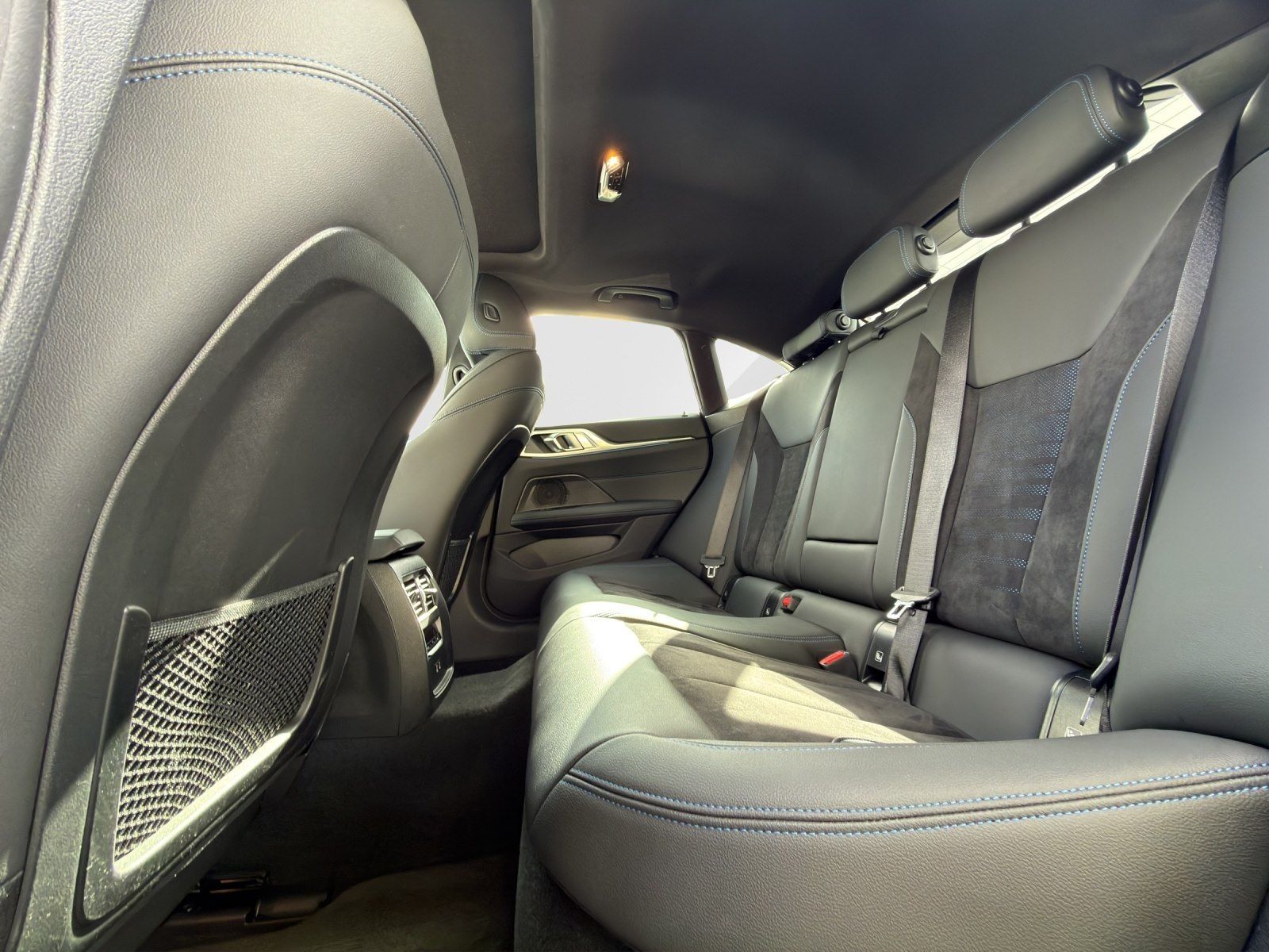 BMW i4 - Bild 13