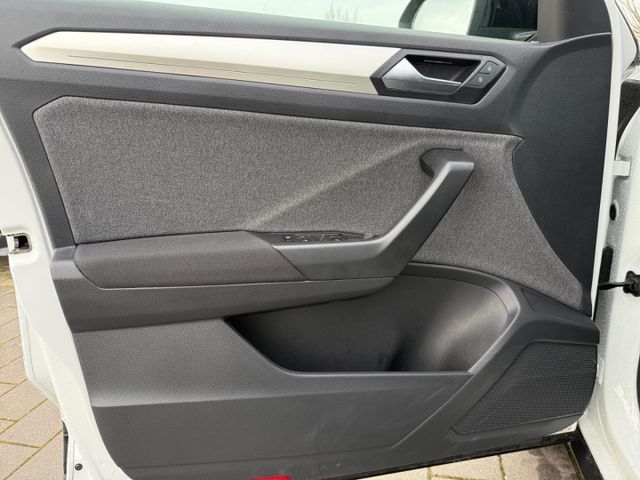 T-Roc Move 1.5 TSI AHK-abnehmbar Navi Apple CarP