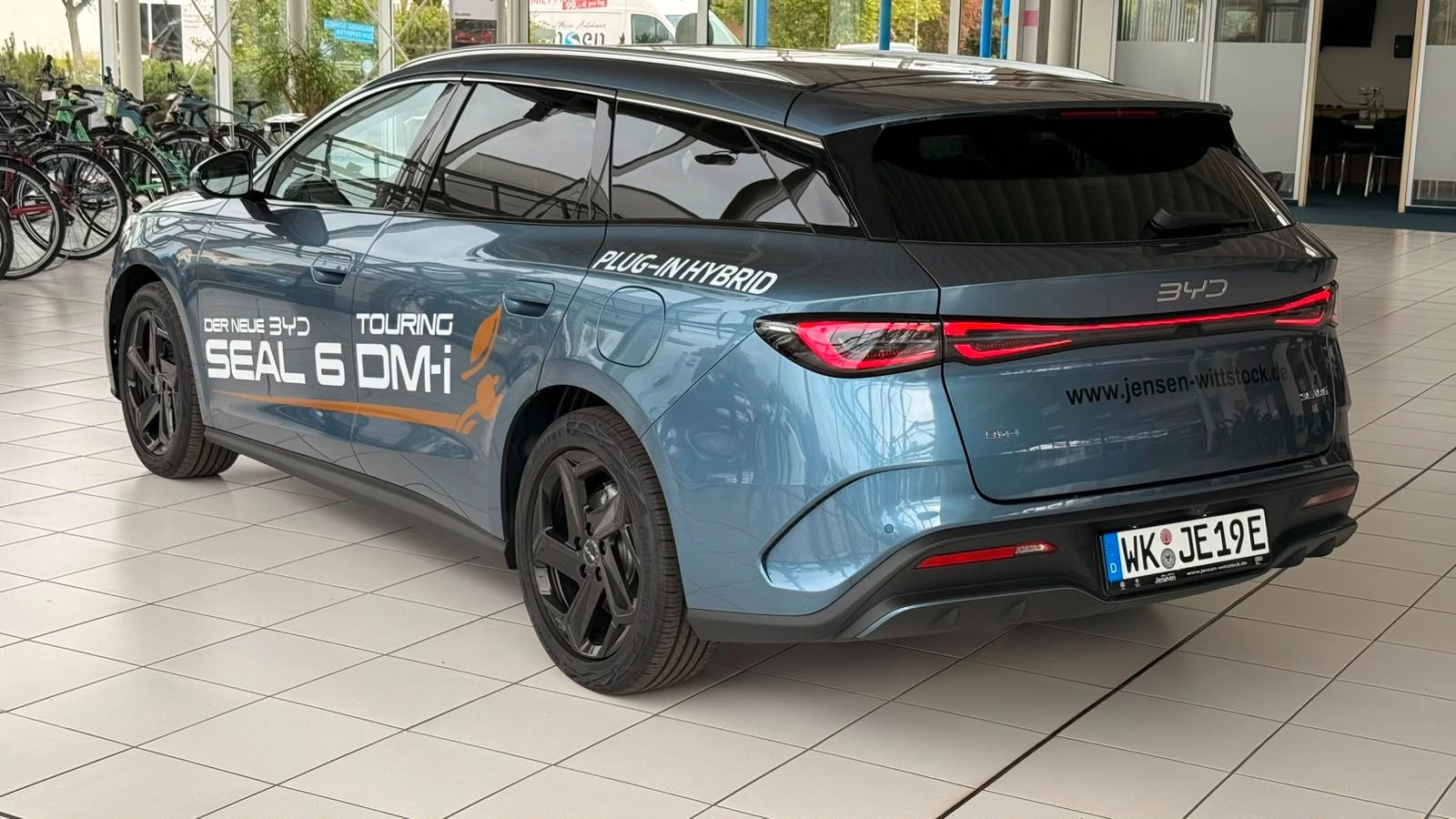 BYD SEAL