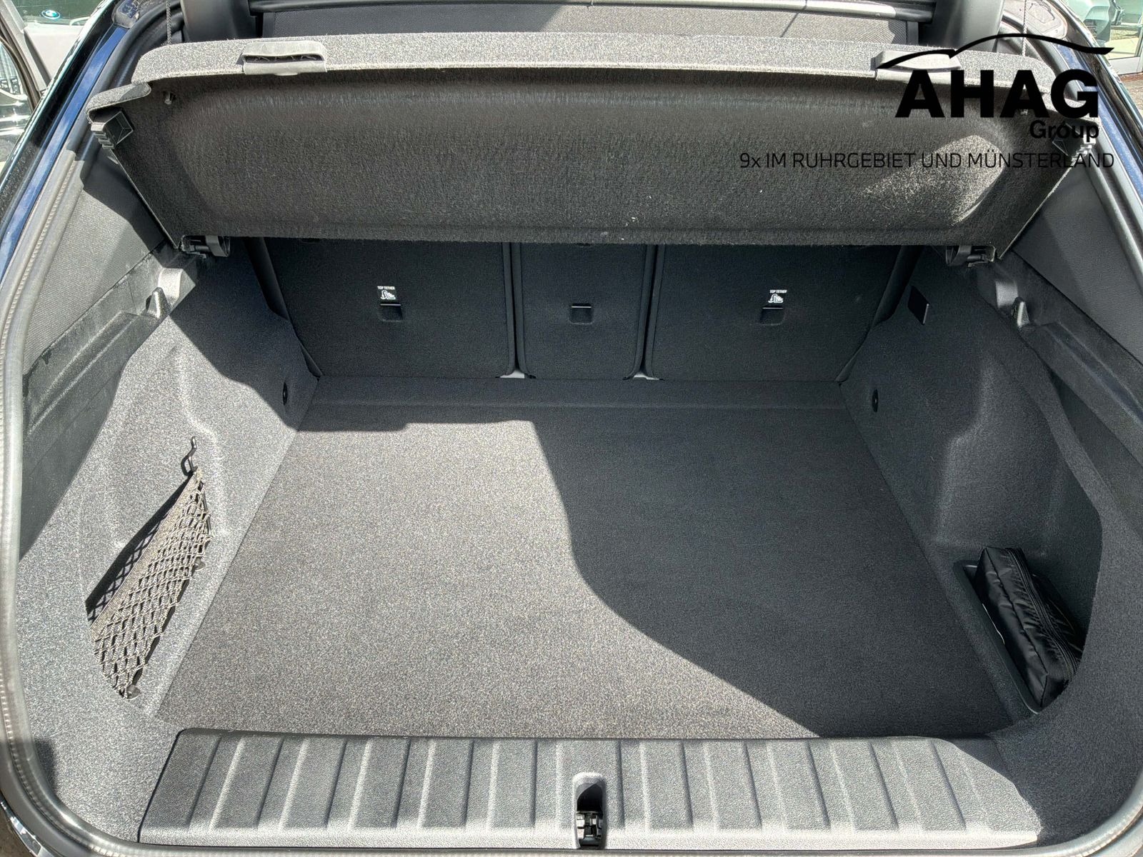 BMW iX2 - Bild 13