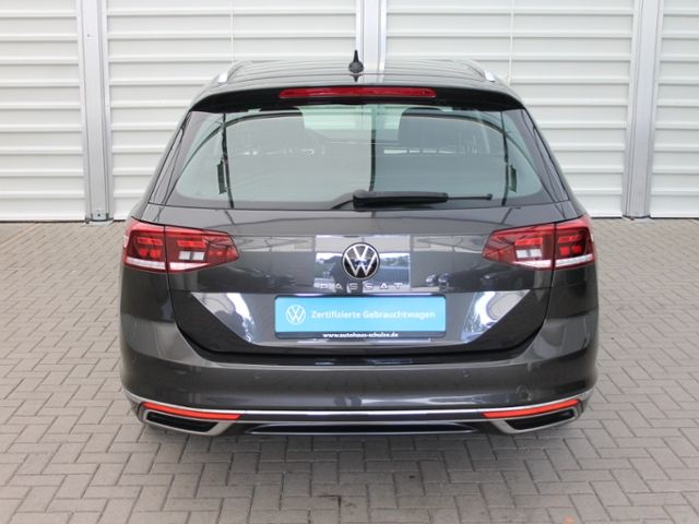 Volkswagen Passat Variant 1.5 TSI DSG Elegance ACC LANE AH foto 5