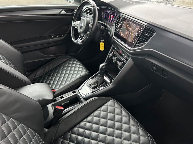 Fahrzeugabbildung Volkswagen T-Roc Cabriolet R-Line DSG+Leder+Kamera+Navi+LED