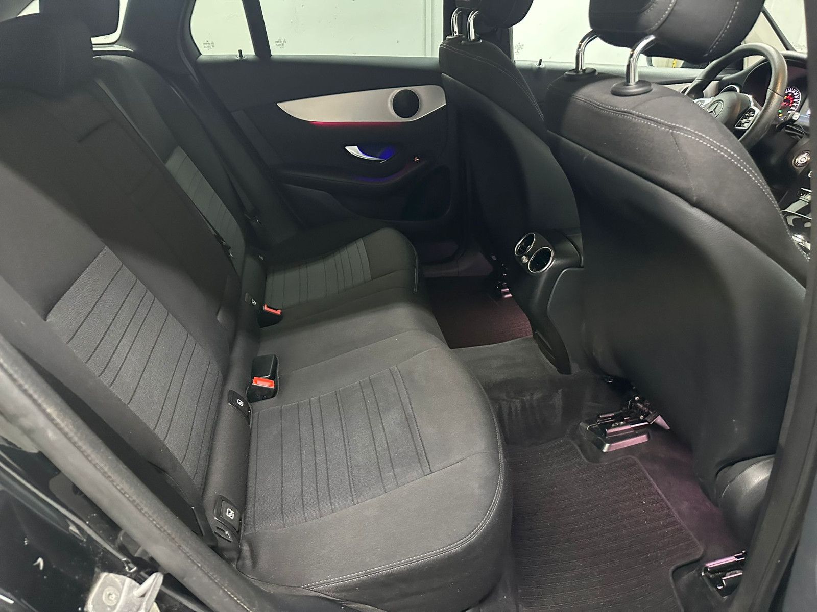Fahrzeugabbildung Mercedes-Benz GLC 300 e 4MATIC Autom. *NIGHT*LED*AHK*