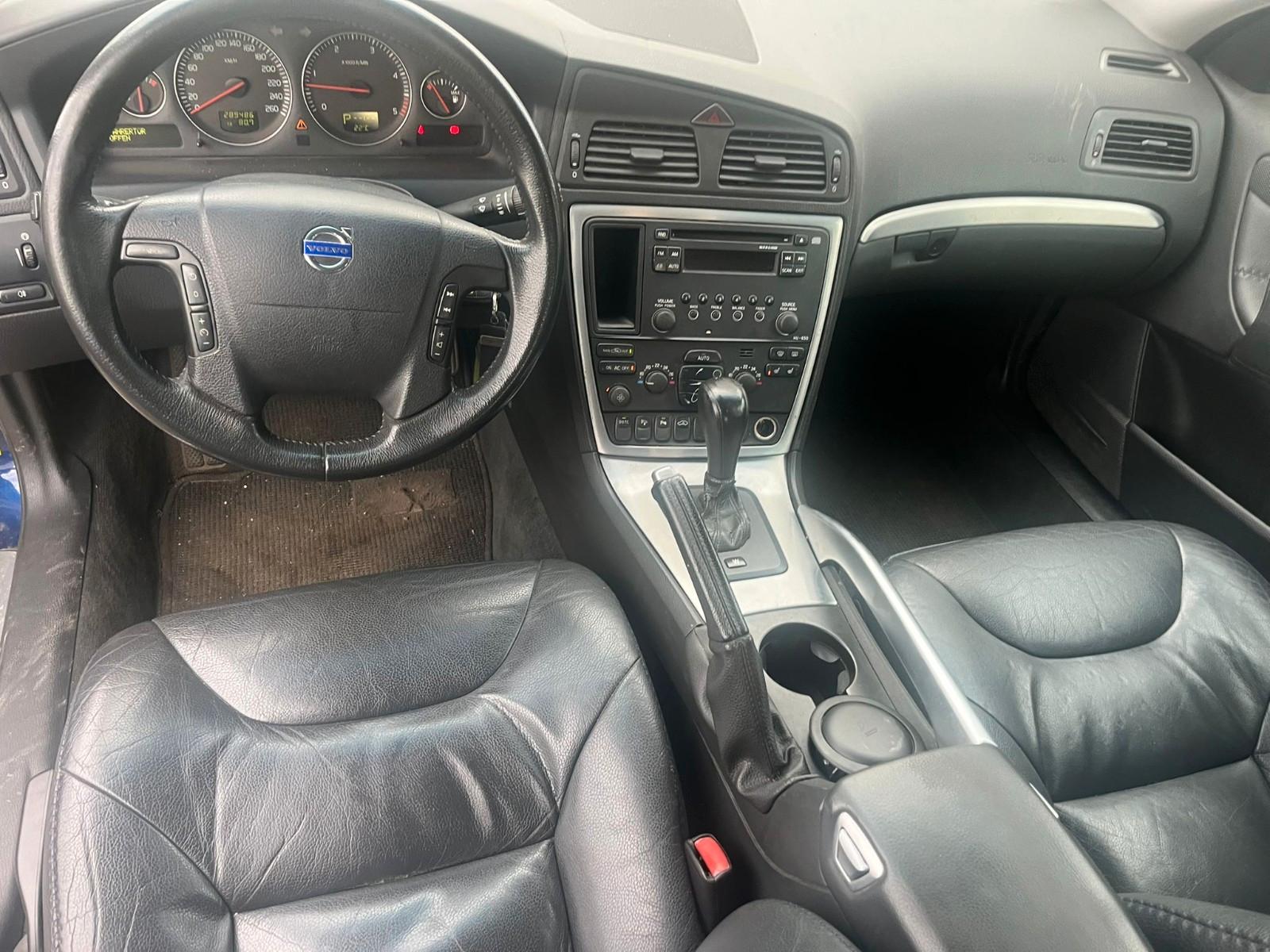 Volvo XC70 2006 — photo 6