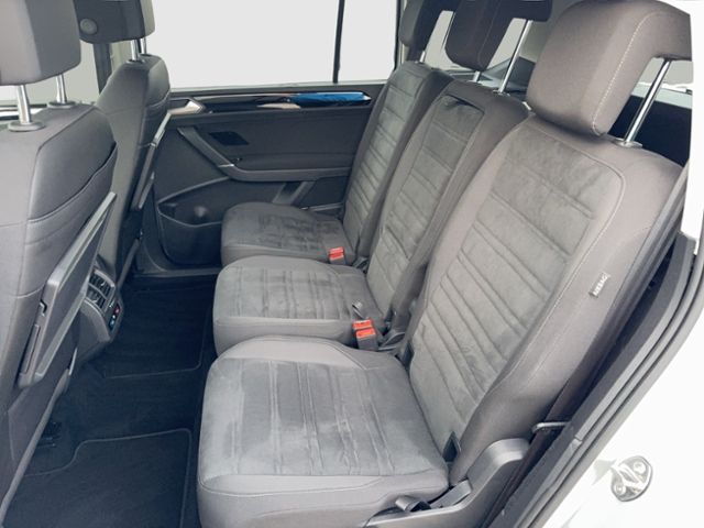 Touran HIGHLINE 1.4 TSI NAVI ACC LED PDC SHZ AHK