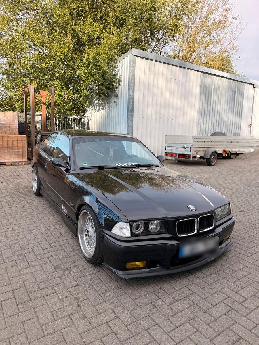 BMW 328