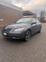 Toyota camry 2.4 benzin - Toyota Camry mit Benzin-Antrieb: Limousine