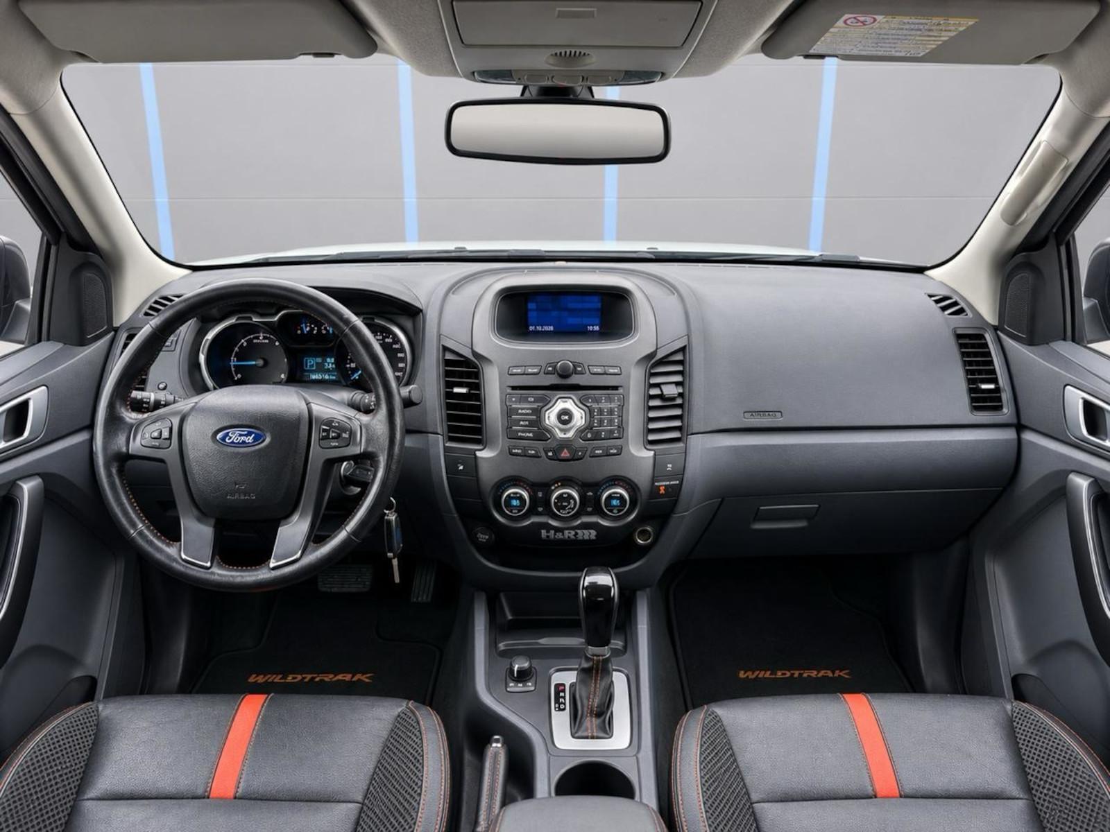 Ford Ranger Wildtrak Double Cabine 3.2 TDCi 200 ch 4x4 – BVA – attelage – caméra