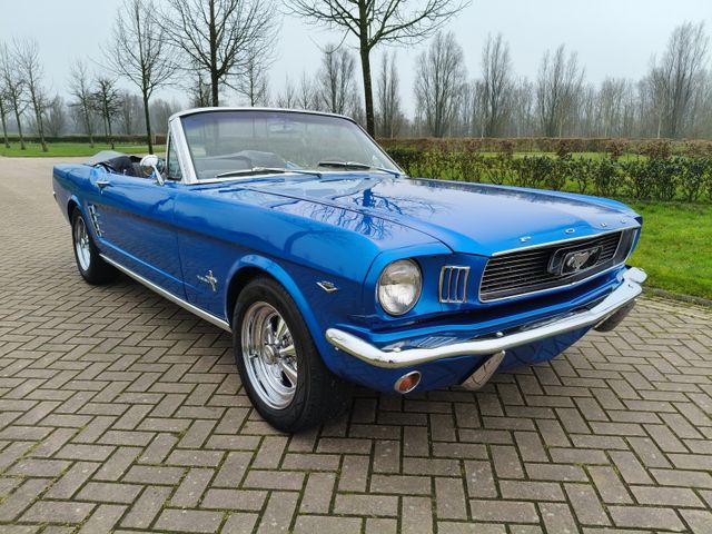 Ford MUSTANG CONVERTIBLE A CODE