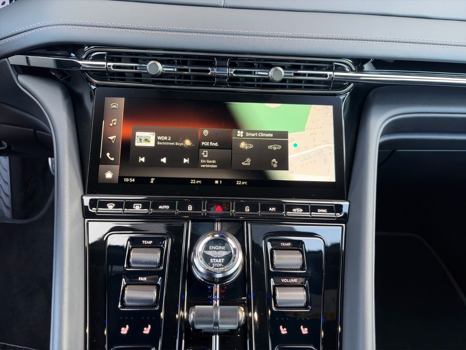 Fahrzeugabbildung Aston Martin DB12 4.0 V8 Volante PPF Bowers & Wilkins